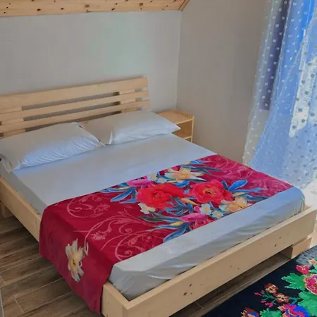 Vendégház Bujtina Kometa 3*
