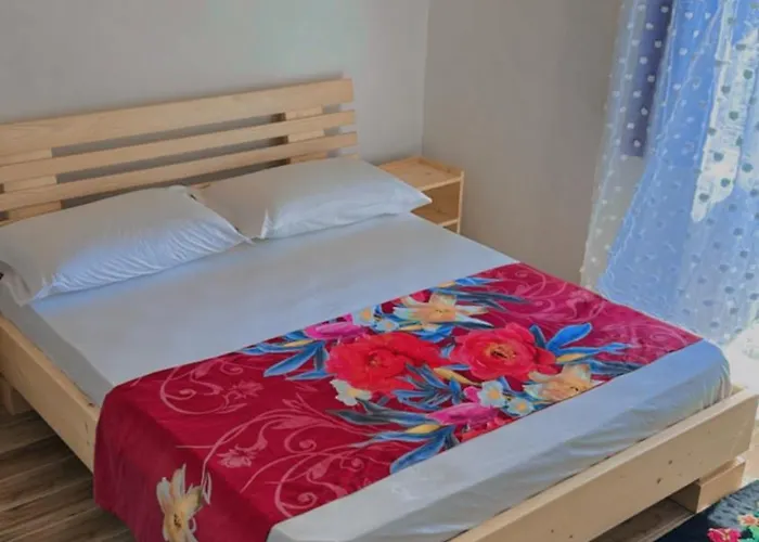 Гостевой дом Bujtina Kometa 3*